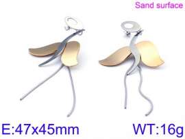 Off-price Earring