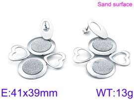 Off-price Earring