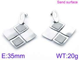 Off-price Earring