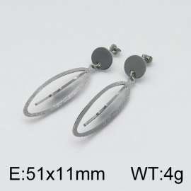 Off-price Earring