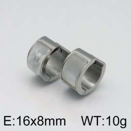 Off-price Earring