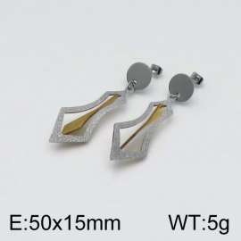 Off-price Earring