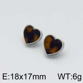 Off-price Earring